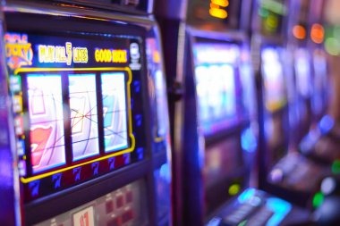Captain's Bounty live dealer table interface on link judi